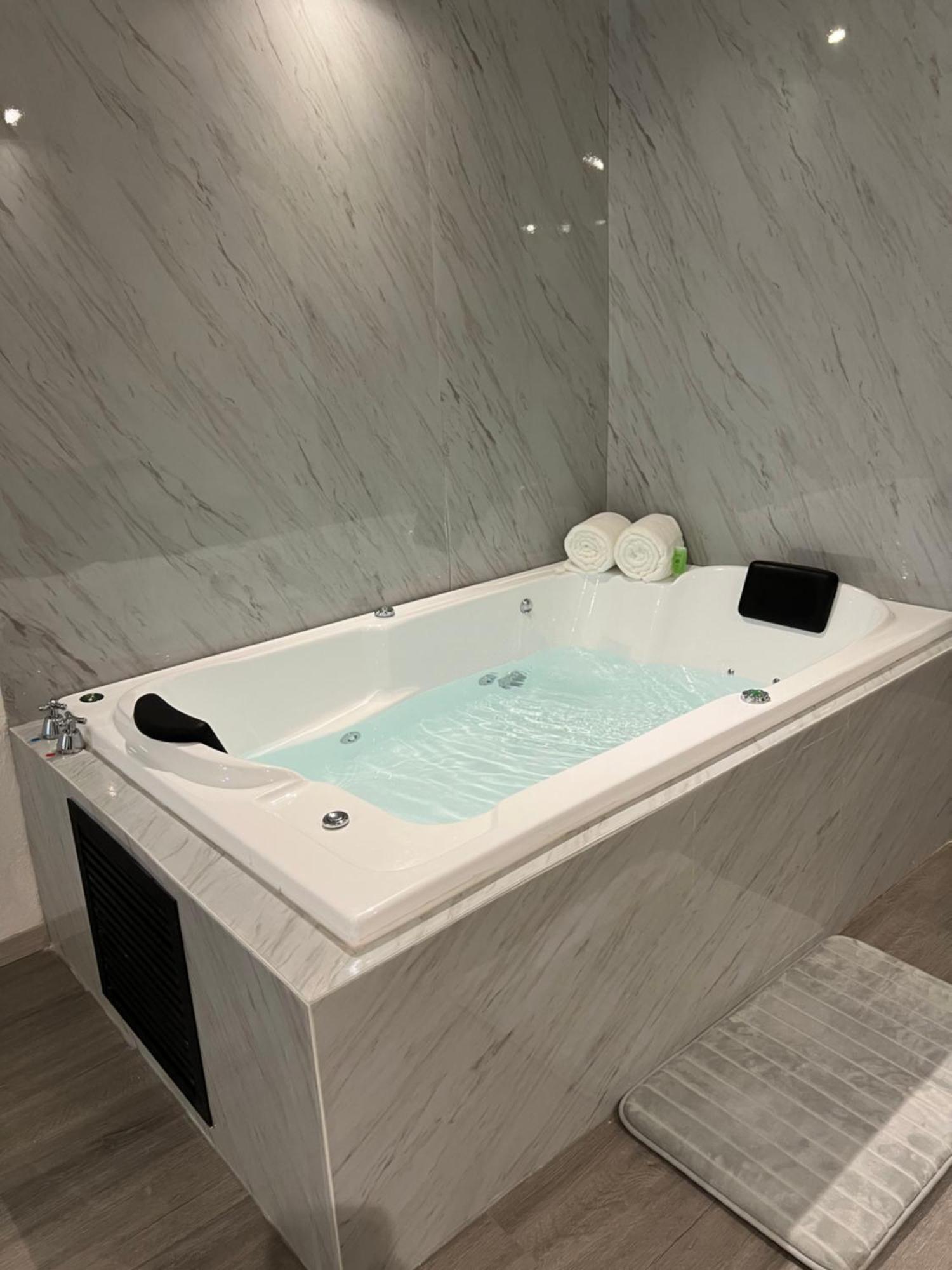 Hotel Blanco Pachuca Eksteriør bilde